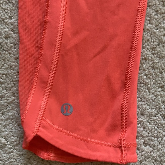 Lululemon crop pants - Picture 5 of 6